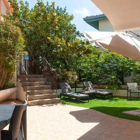Oasi In Centro - Cala Gonone Apartamento Exterior foto