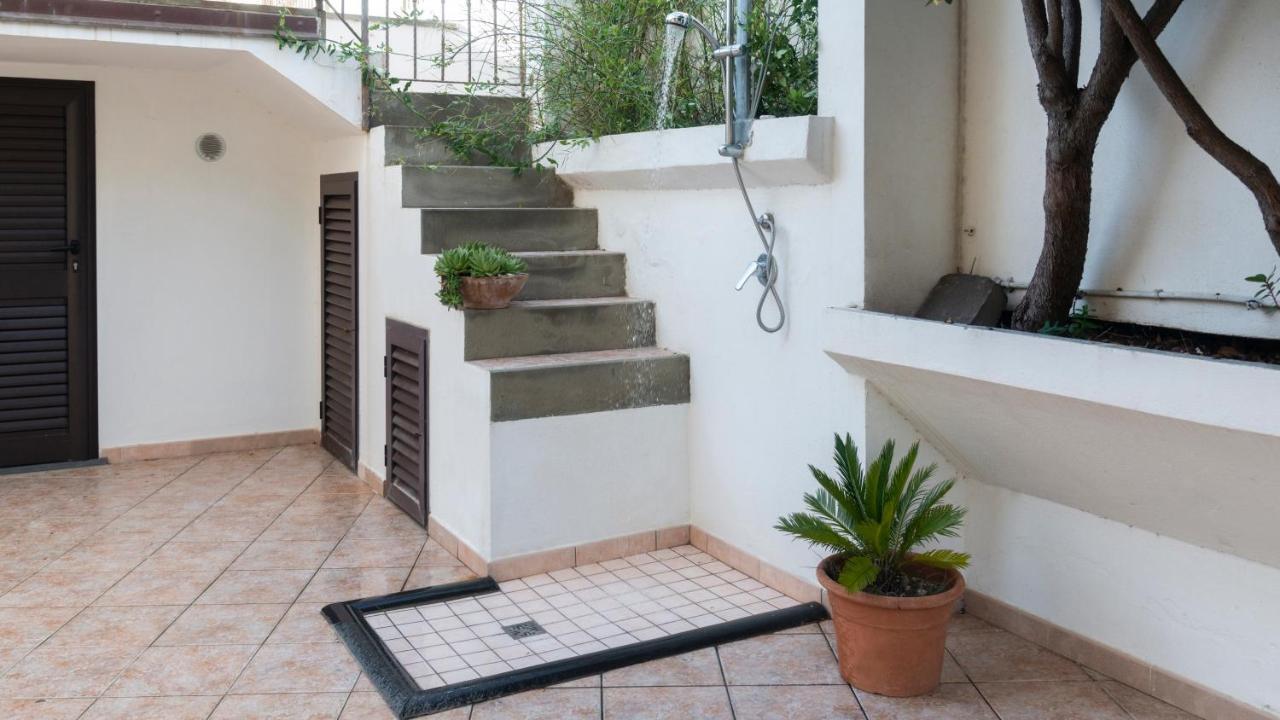 Oasi In Centro - Cala Gonone Apartamento Exterior foto