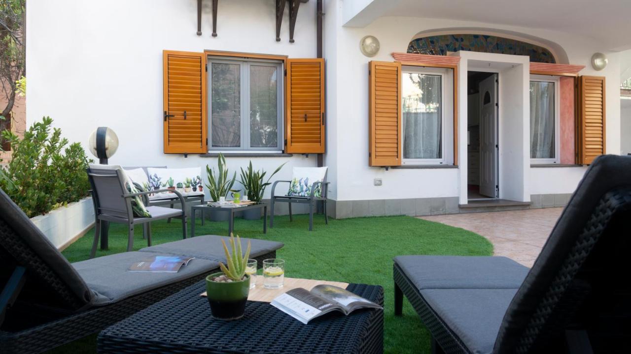 Oasi In Centro - Cala Gonone Apartamento Exterior foto