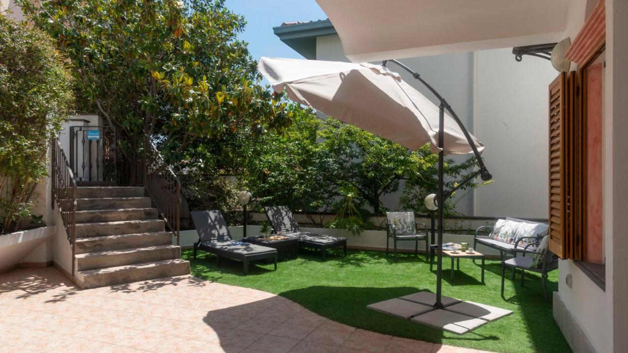 Oasi In Centro - Cala Gonone Apartamento Exterior foto